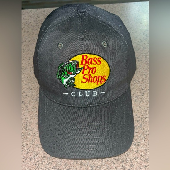 Like New Bass Pro Shops Club Hat. - Picture 1 of 3
